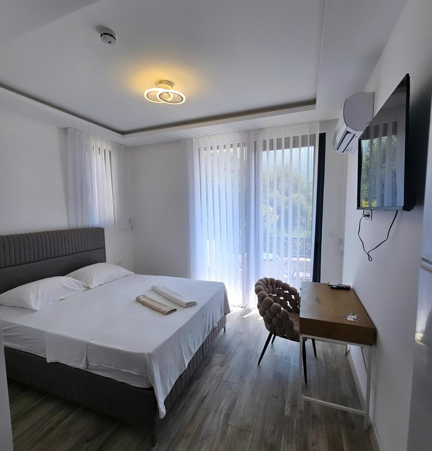 La Vida Apartments Budua Esterno foto